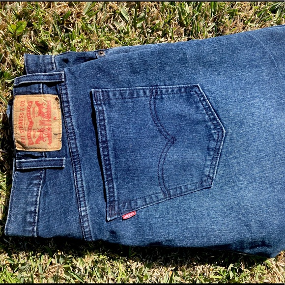 Mens 559 Levi blue jeans - Picture 3 of 3